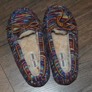 Minnetonka Multicolored Faux Fur Lined Moccasins Size 2